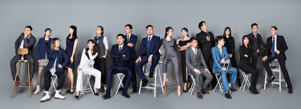 FlatFee Sourcing - Group photo of key figures